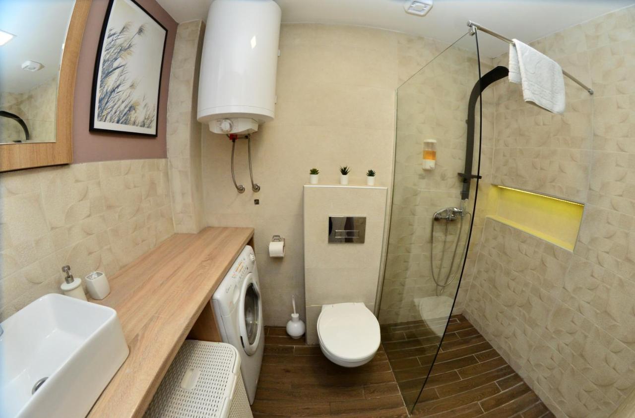 נובי סאד Madea Apartments מראה חיצוני תמונה