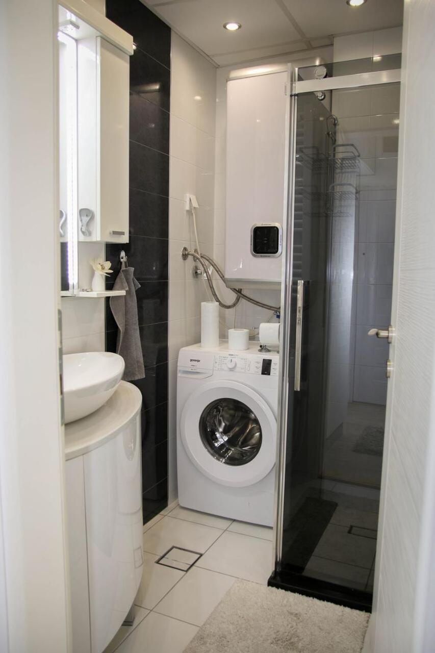 נובי סאד Madea Apartments מראה חיצוני תמונה
