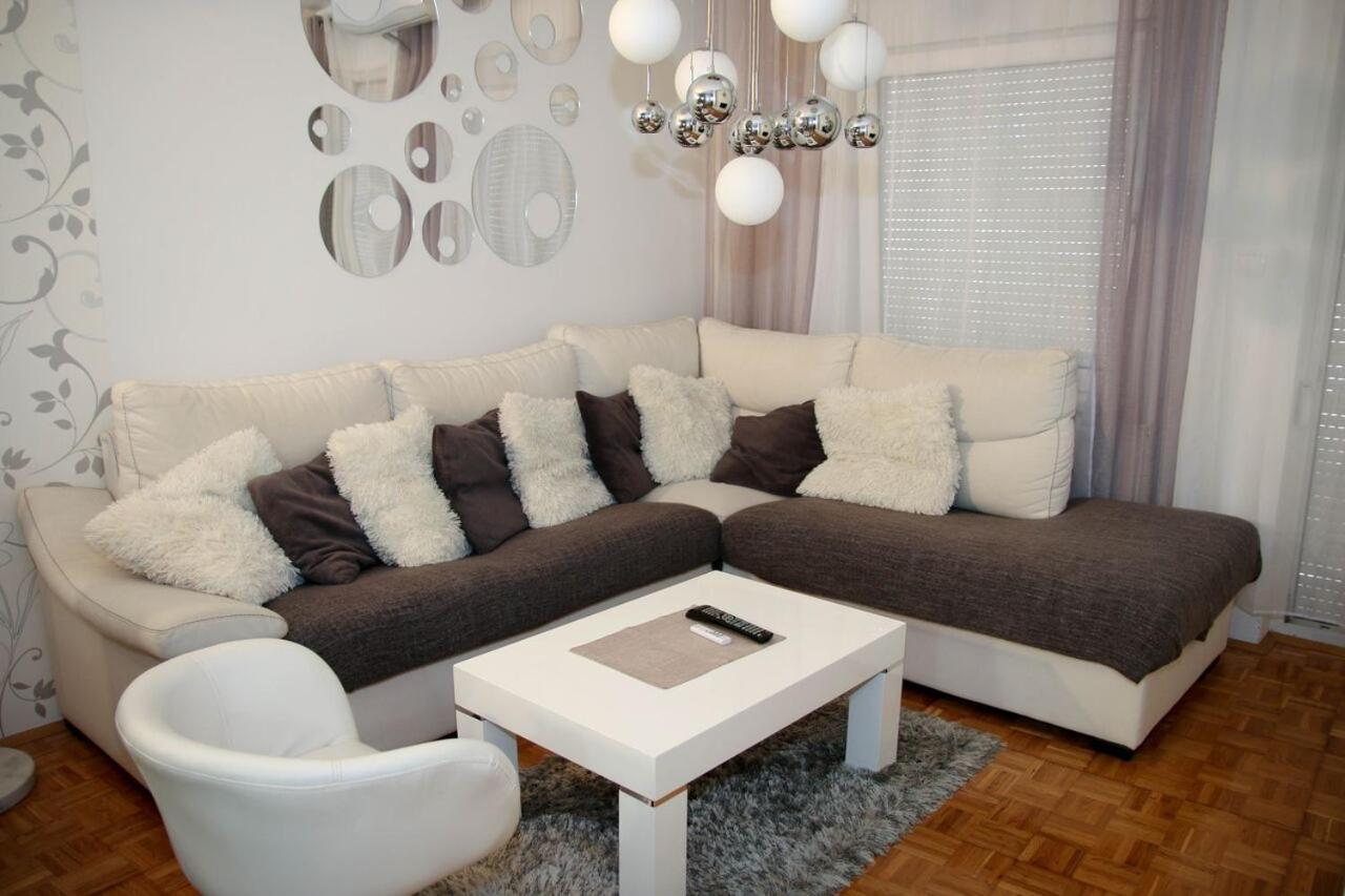 נובי סאד Madea Apartments מראה חיצוני תמונה