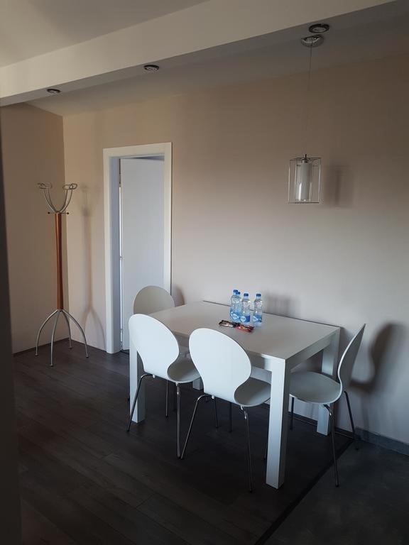 נובי סאד Madea Apartments מראה חיצוני תמונה