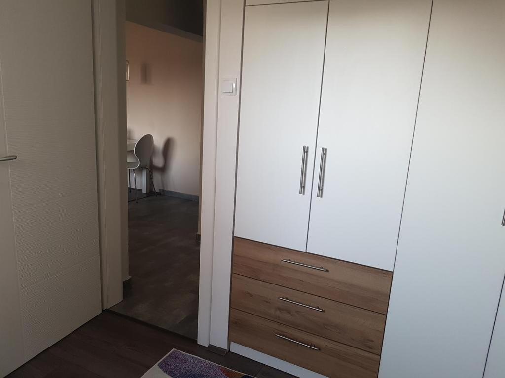 נובי סאד Madea Apartments מראה חיצוני תמונה